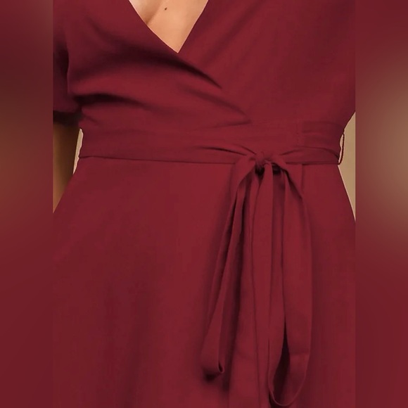 Lulus Rise to the Occasion Burgundy Midi Wrap
Dress size Medium - Picture 2 of 6